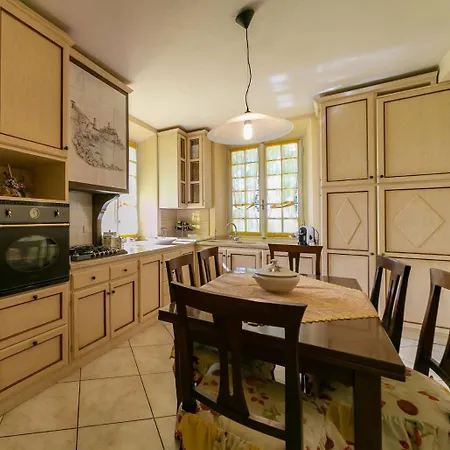 Grande In Con Piscina Monsummano Terme