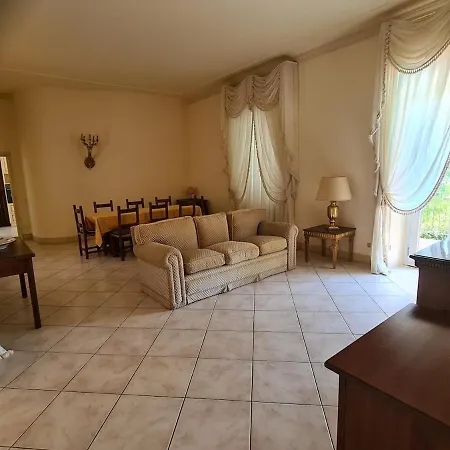 Grande In Con Piscina Feriehus Monsummano Terme