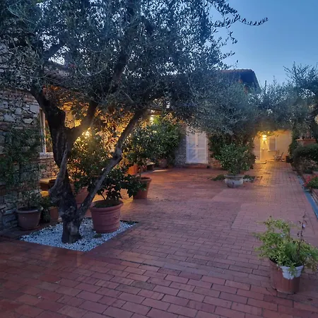 Grande In Con Piscina Feriehus Monsummano Terme